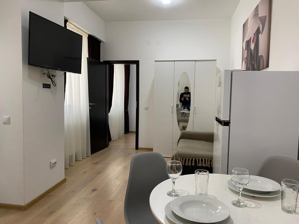 Tod Apartments Palas Iasi Exteriör bild